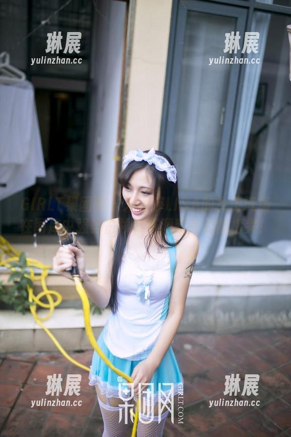 GIRLT果团网 - 爱丽莎LISA的女王气场在图库中强势占领，资源就在你的指尖！