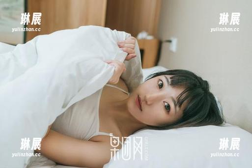 果团网带来的妹妹：无圣光？看我怎把这个美图翻个底朝天！