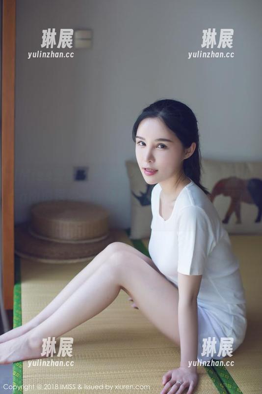 IMiss爱蜜社-Lavinia肉肉 IMiss爱蜜社 - 谁说少女只能瘦,Lavinia肉肉送你一份轻松愉快的作品集和原图!