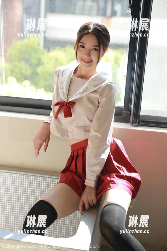 MFStar模范学院 - 美七mia的双马尾写真合集：这个发型竟然这么有力量？