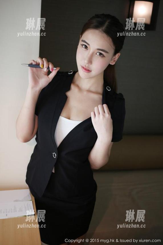 MyGirl美媛馆 - 全套下载唐琪儿il的职业装，你的审美会不会因此被刷新？