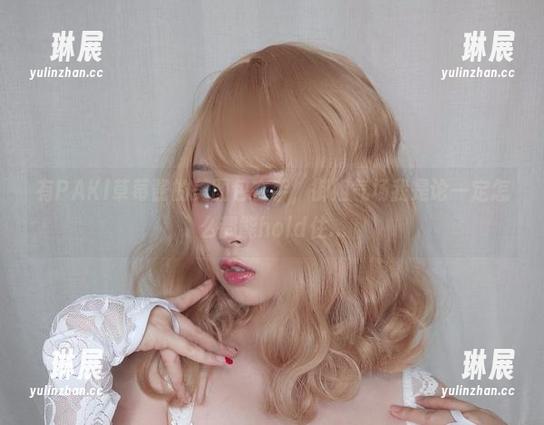 有PAKI草莓酱的美图包在手，御姐气场我是论一定怎么都能hold住...