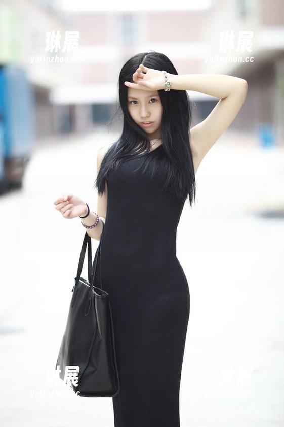 TGOD推女神-Una尤娜 TGOD推女神 - Una尤娜护士的图库私房菜:一波下载,谁说不可以边工作边风骚?