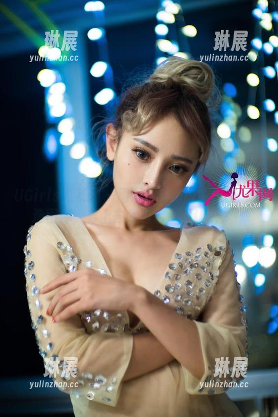 UGirls尤果网 - 周妍希与她的牛仔裤：精选图库，穿上去我自己都不认识了！