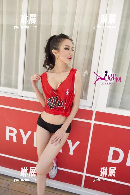 UGirls尤果网 - 沈诺馨的白色高清合集——像极了我나，想要点突然的mashedpotato风格！