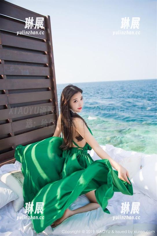 XIAOYU语画界 - 杨紫嫣Cynthia图包精选：给你一场纯白的视觉马戏团
