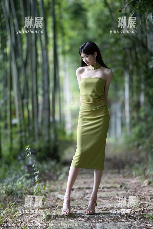 Xiuren秀人网-奶油妹妹 Xiuren秀人网 - 白到发光的奶油妹妹,原图里满是温柔气息,快来下载一份吧,嘿嘿。