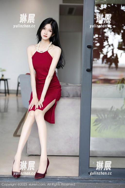 Xiuren秀人网 - 李可儿的厨娘变奏曲–福利图集让你流口水？