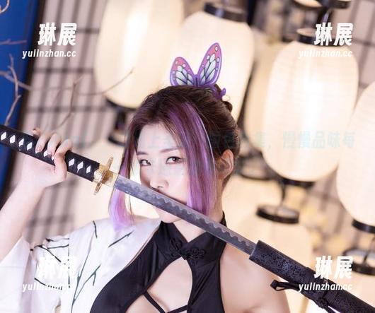当Yebin(전예빈)遇上圣诞：图包合集，慢慢品味每一张卡通感的小细节。