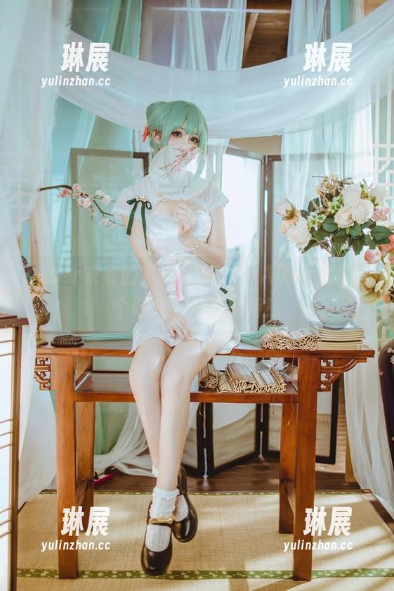 coser衣衣的写真分享，X·Alter就是这个味儿，炒鸡期待！