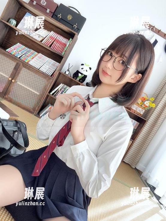 是nagesa魔物喵的新作艾米莉亚，又上线了，评价请自觉保持底线。