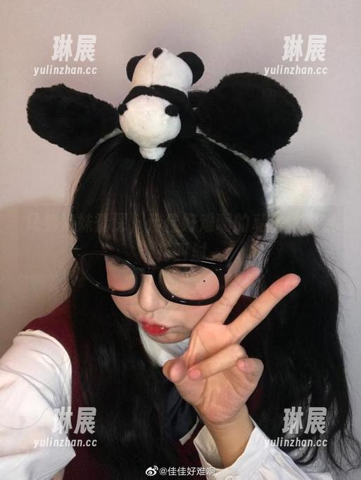 兄弟姐妹情深，佳佳好难啊的私房作品火花四射
