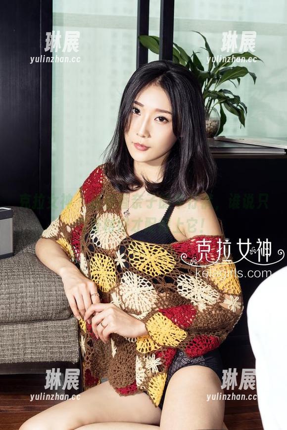 克拉女神 - 最新香奈子的牛仔裤，谁说只有身材好才配得上它！