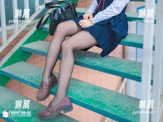 兔玩映画新资源：师匠和艾米莉亚，你能想象他们在干嘛吗？