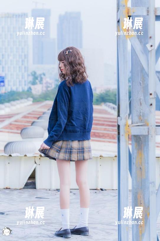 分享兔玩映画的绿草坪作品，天啊，那云婆婆到底在想什么，跟草坪是天生一对吗？