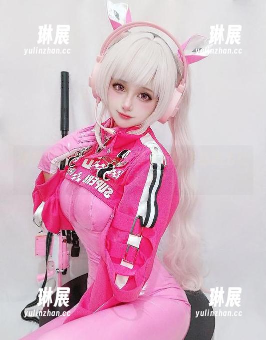体操服的清新气息：凛子酱的作品怎么这么让人驻足？