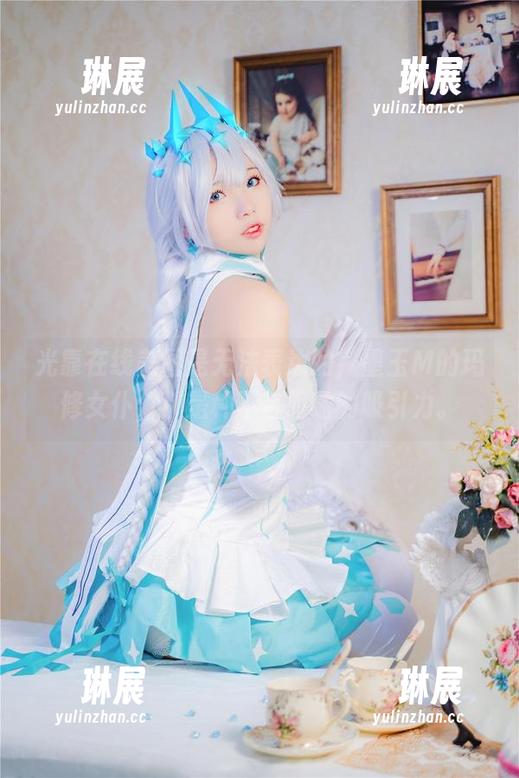 光靠在线美图是无法表达的，墨玉M的玛修女仆，那是种不言而喻的吸引力。