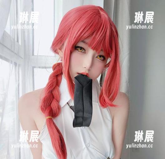 女主K的双人套图：我想说…这两个角色是谁，不是在对话吗？