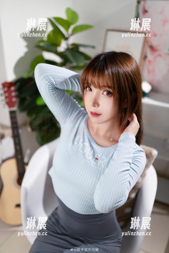新世纪福音战士里的妍子坚不可摧：看她的写真分享，真是别有一番风味。