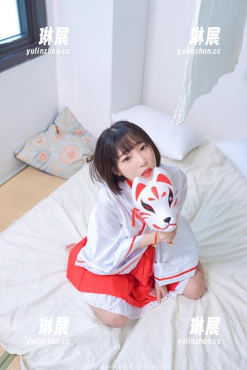 “姜仁卿(강인경)发出拍照信号：男朋友，接招!”——图片+写真