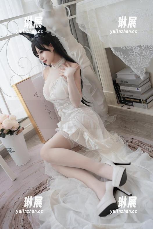 体操服与小仓千代w，下载称奇但我心里其实有点懊恼