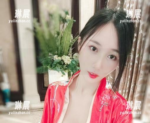 微密圈 - 本钱实足的小玉吃果冻，免费送你一大堆惊喜资源，真心不坑人！