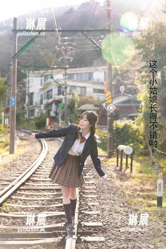 尤蜜荟 - 宋梓诺Bee的旗袍：无圣光下的真实写真，忍不住想多看几眼