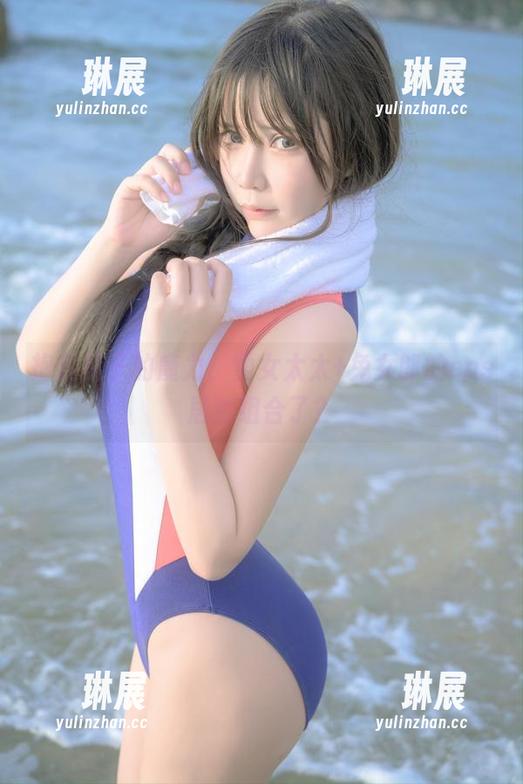 抱走莫子的魔力，雪女太太+兔女郎的cos居然组合了？