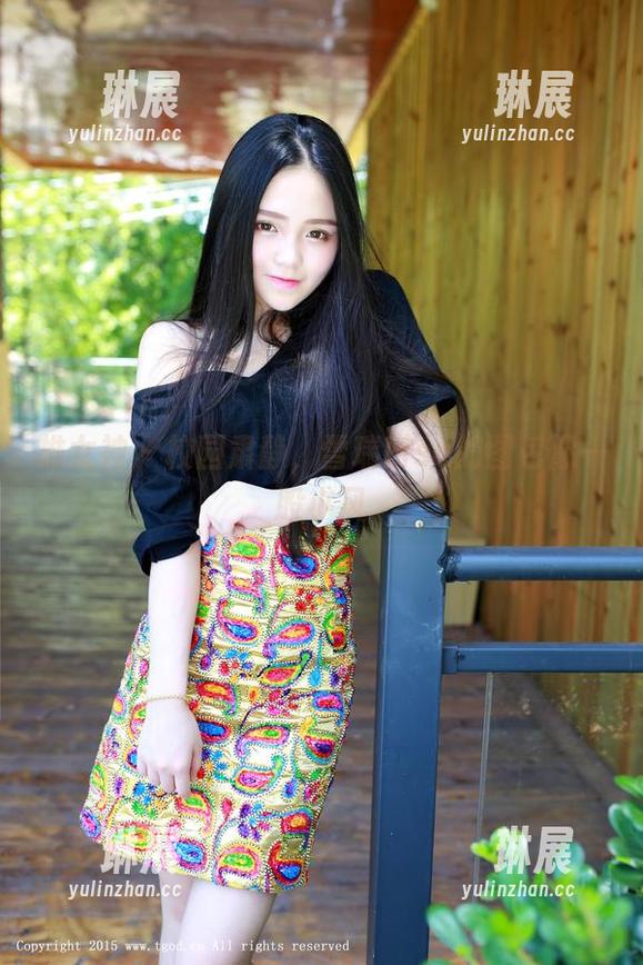 推女神 - 校园肃静，雪瑞Lisa的图包像一股小风