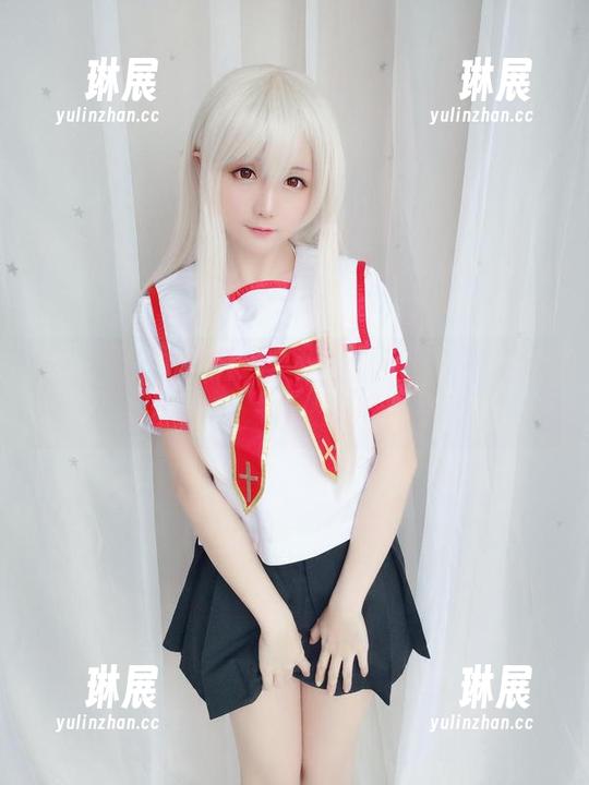 女仆cos，不止于衣服，星之迟迟的照片真让人铭记。
