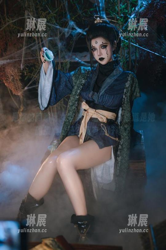 是你的阿薰呀女友的这组写真，难道是她的撩心秘籍？我有点好奇了