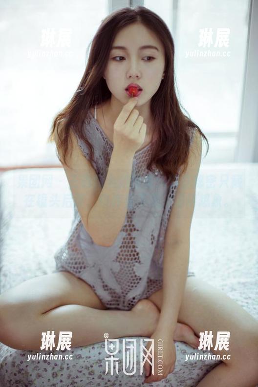果团网 - 王语纯私拍图集：有些秘密只藏在镜头后面，也许看不见，但能想象。