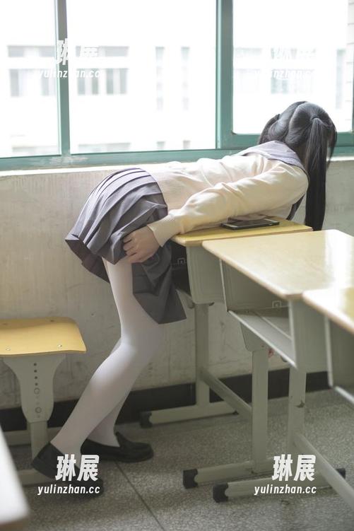 森萝财团的网盘秘藏：白色主题与不经意的晴涩