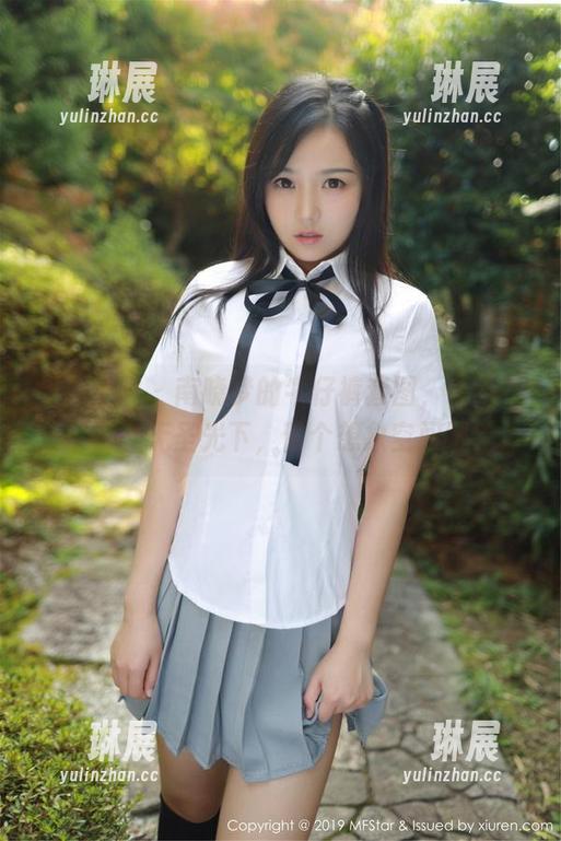 模范学院-南晓梦 模范学院 - 南晓梦的牛仔裤套图,谈与不谈都在无圣光下,留个想象空间吧?