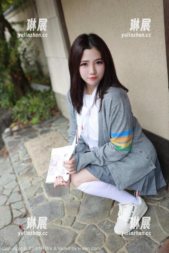 模范学院 - 图集里那个沉静可爱的沈梦瑶，真的不是什么墙角小花。