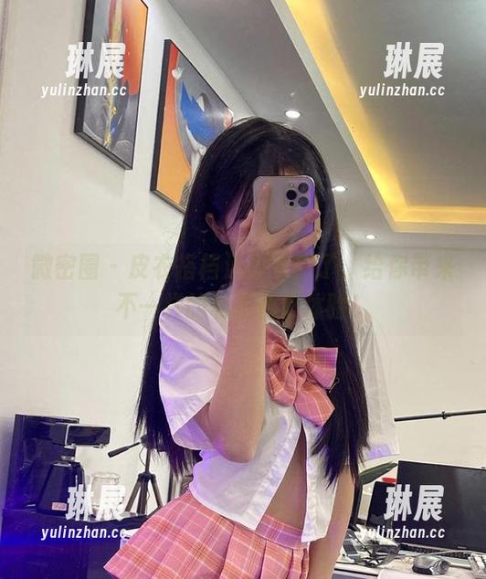 微密圈 - 皮衣搭档汤圆可甜了，给你带来不一样的私拍合集体验！