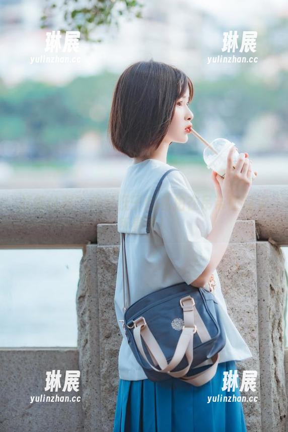 扛得住吗？河豚抚子的私拍在吊带面前无所畏惧！