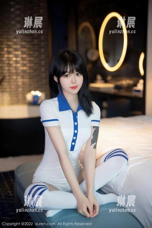 秀人网 - 张雨萌泳装美图，谁说夏天只属于海滩？