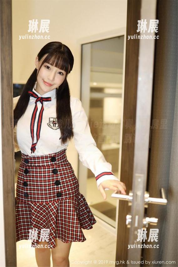 美媛馆 - 子纯儿Annie运动写真，私房里的“忙碌”，就这画面，别说了