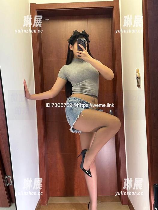 微密圈 - 敢不敢一口气看完美邵女Baby的短裙免费套图？我已经开始紧张了！