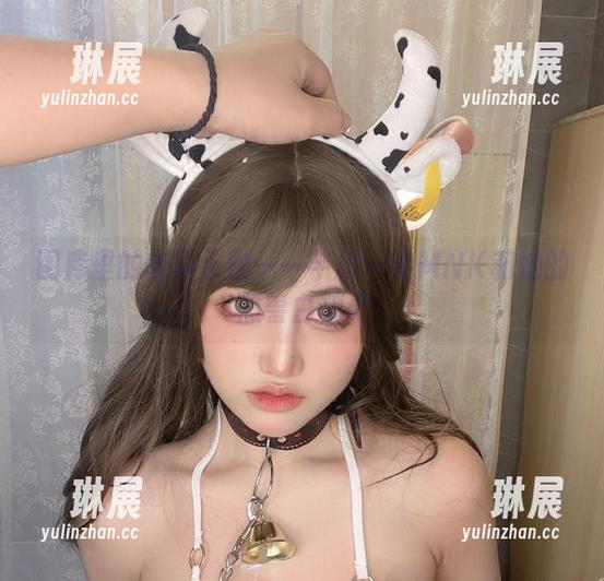 图库里的奇异人物——芊川一笑MNK和她的黑兽白精灵