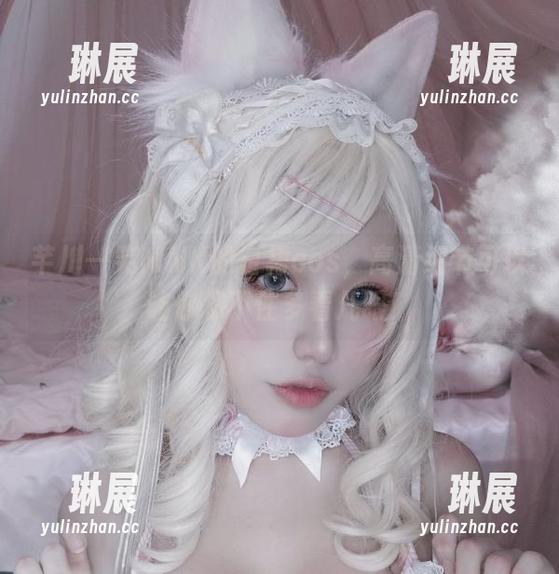芊川一笑MNK 芊川一笑MNK的白裙cos,高清细节可以让你忍不住多看几眼!
