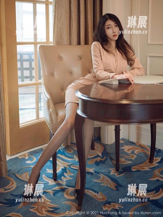 花漾show - 自从有了玥儿玥er的JK，网盘里的空间都不够用了，谁来帮我下载！