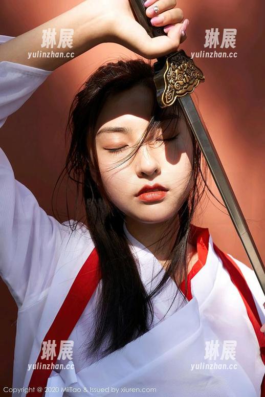 蜜桃社 - 一不小心翻到木楠Nan的婚纱图册，竟开始想象我的“理想丈夫”！
