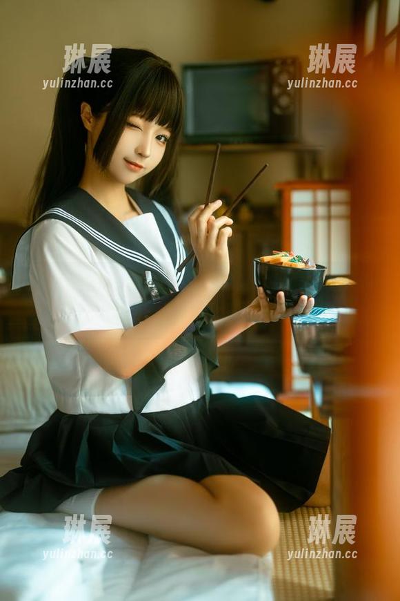 照片里的蠢沫沫，婚纱合集，时不时我就想：这样穿婚纱是不是太可爱了