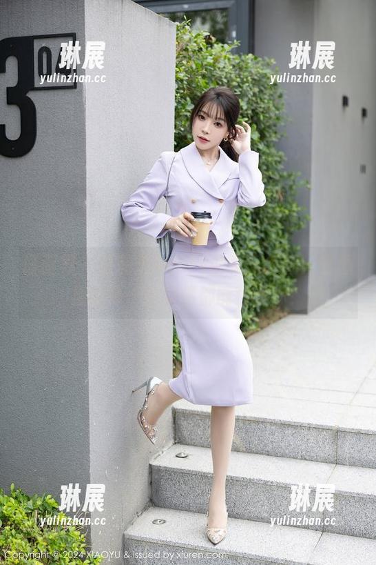 语画界 - 徐莉芝Booty的女王气场：套图里的每一个表情都能秒杀你！