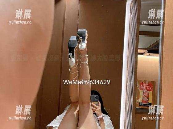 微密圈 - 壁纸必备：迷人的五姨太的美脚，让你眼前一亮！